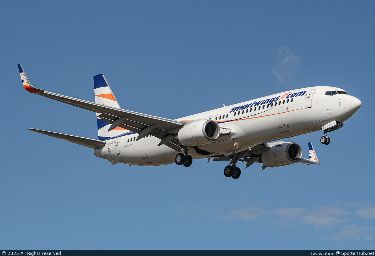 Photo of OK-TVW - Boeing 737-86Q operated by SmartWings