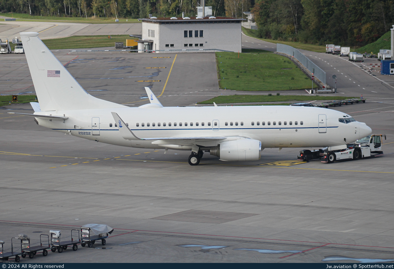 Photo of 02-0202 - Boeing C-40C operated by US Air Force