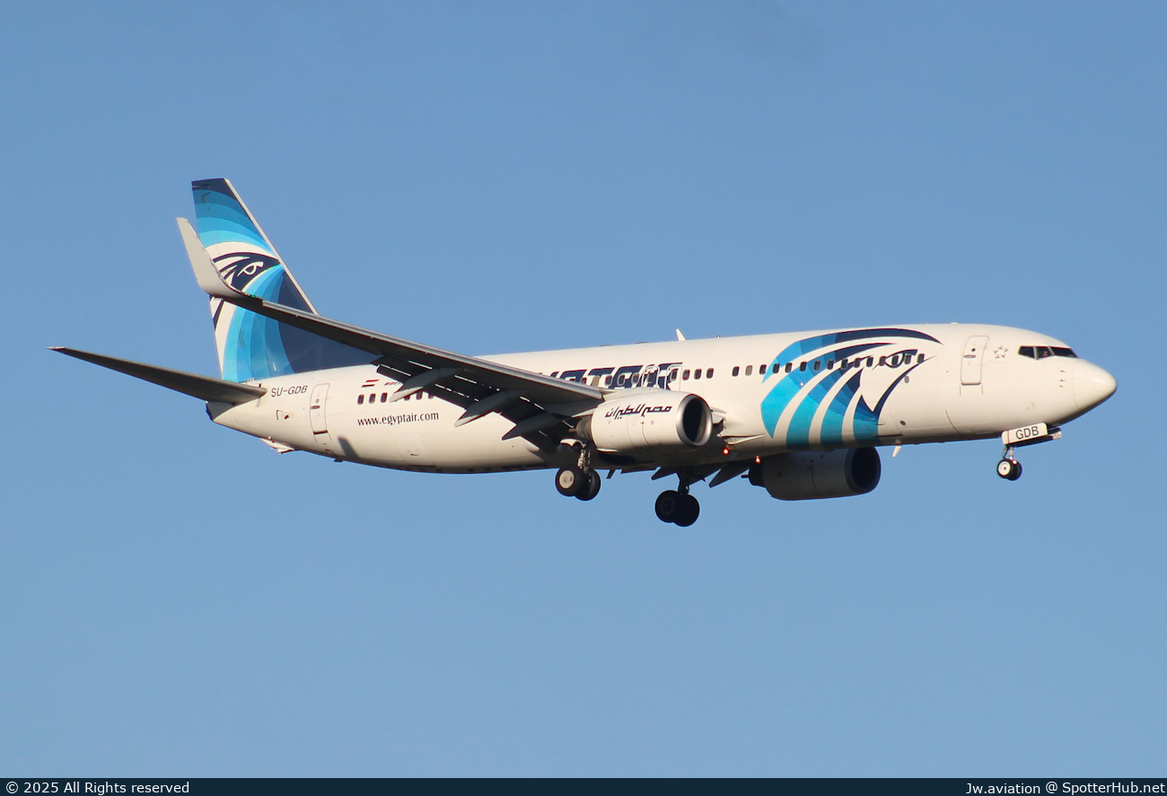 Photo of SU-GDB - Boeing 737-866 operated by Egyptair