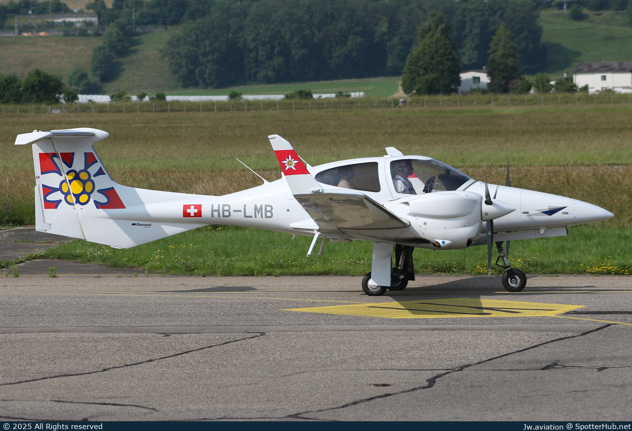 Photo of HB-LMB - Diamond DA42-VI Twin Star operated by Lufthansa Flight Training