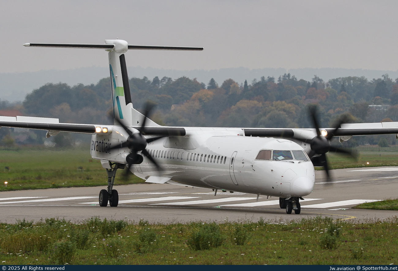 Photo of D-AASH - Bombardier DHC-8-402 Dash 8 Q400 operated by Avanti Air