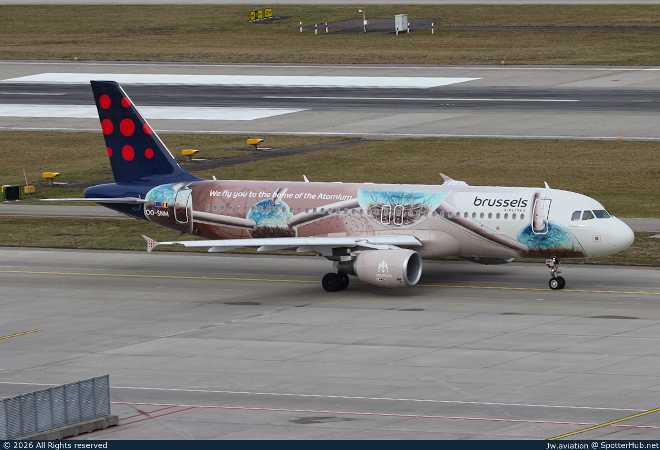 Photo of OO-SNM - Airbus A320-214 operated by Brussels Airlines