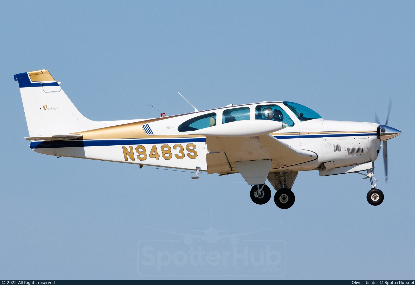 Photo of N9483S - Beechcraft 35-C33A Debonair operated by Private