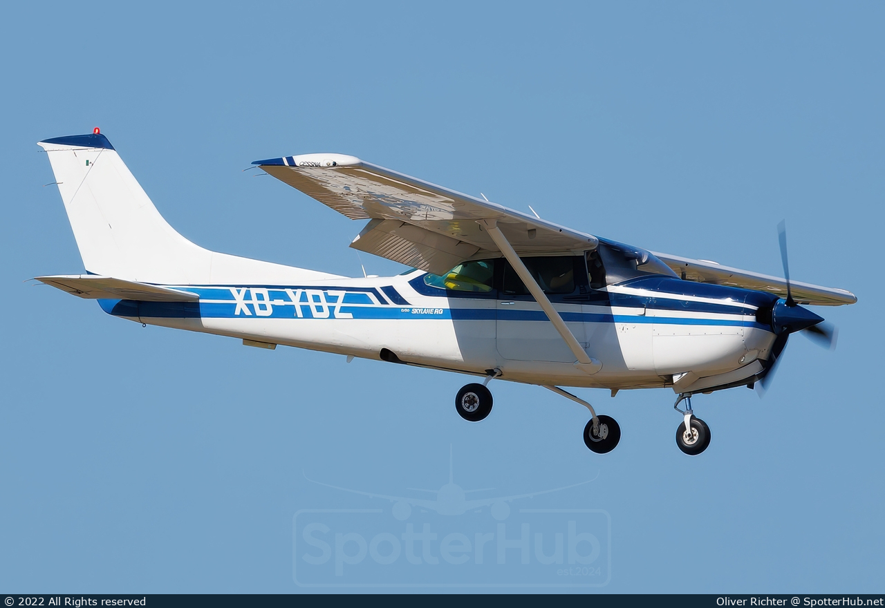 Photo of XB-YDZ - Cessna R182 Skylane RG operated by Private
