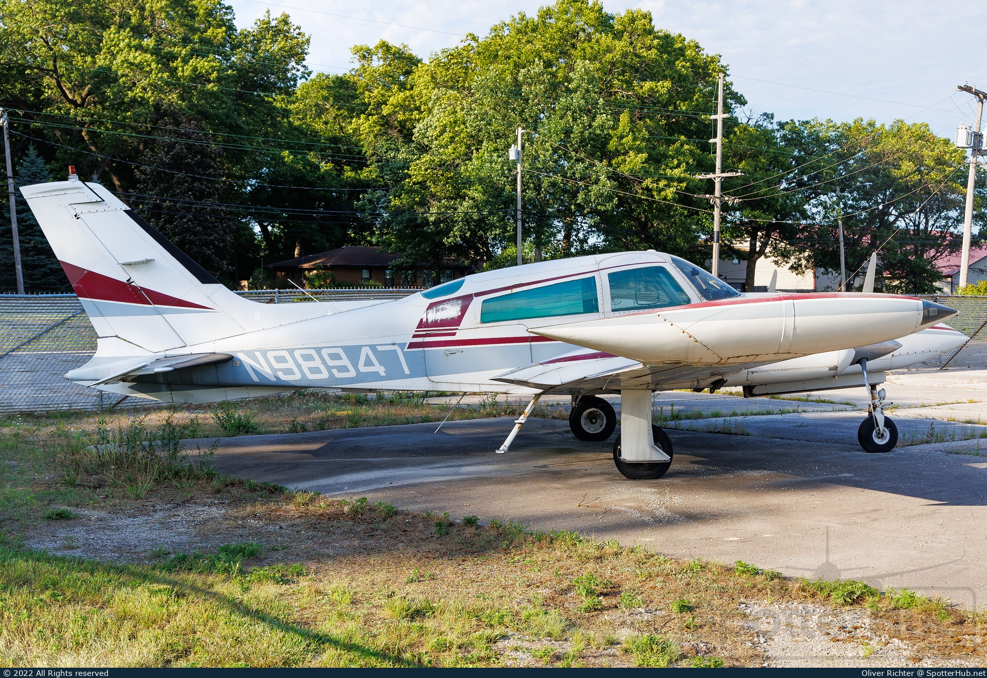 Photo of N98947 - Cessna 310R operated by Private