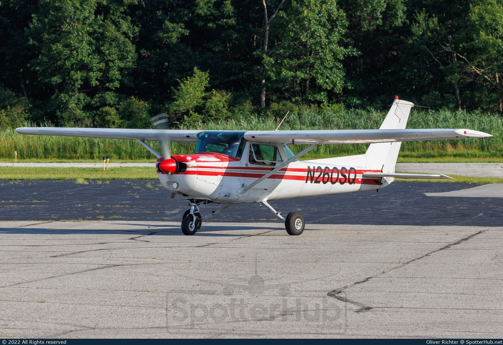 Photo of N260SQ - Cessna 152 operated by Griffith Aviation