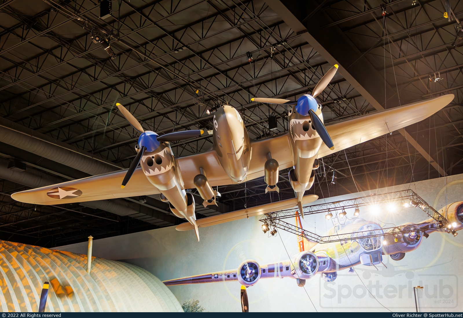 Photo of 16 - Lockheed P-38F Lightning [Replica] operated by Air Zoo Museum