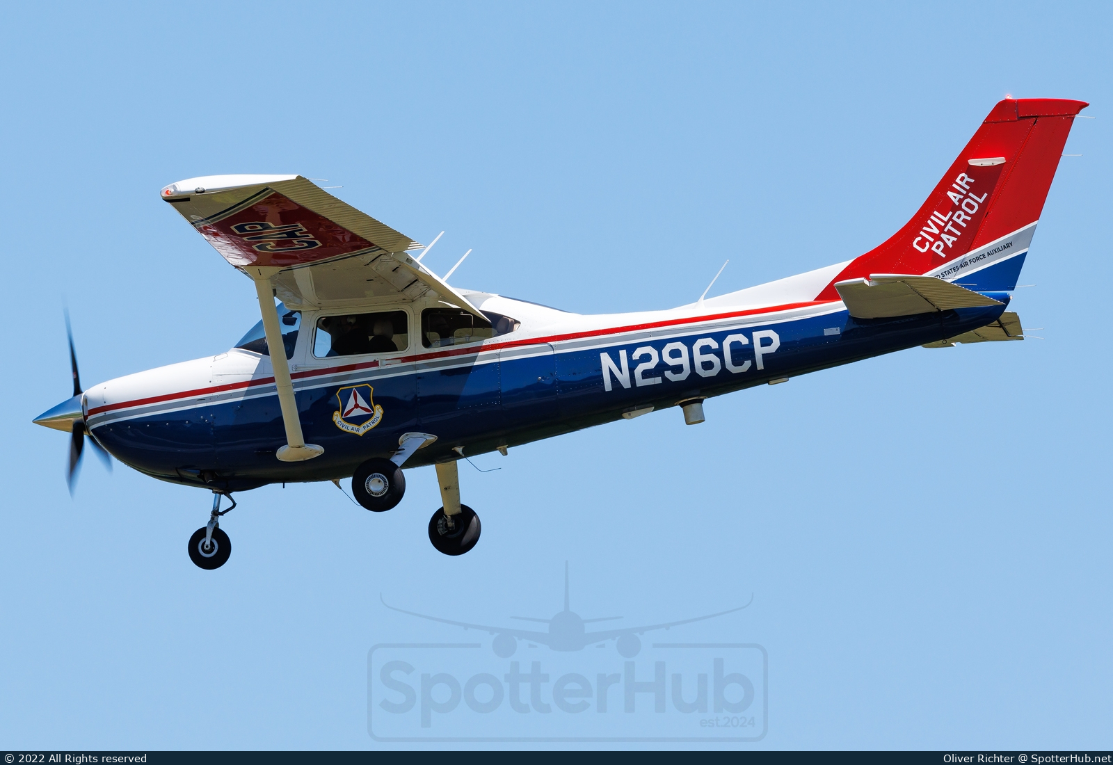 Photo of N296CP - Cessna 182T Skylane operated by Civil Air Patrol