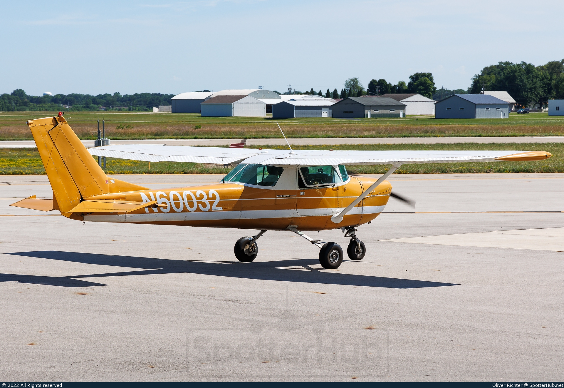 Photo of N60032 - Cessna 150J operated by Private