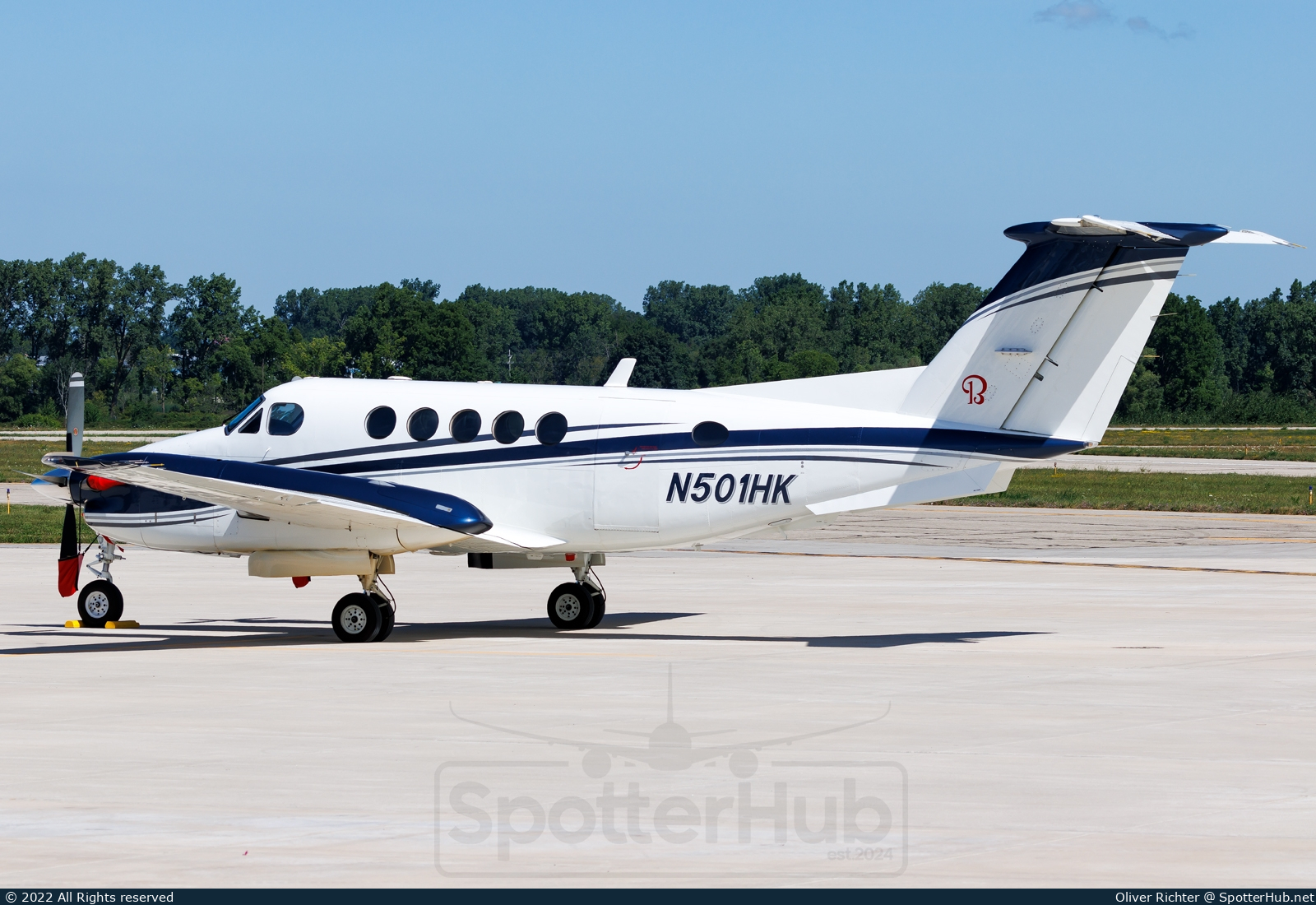 Photo of N501HK - Beechcraft 200 Super King Air operated by Private