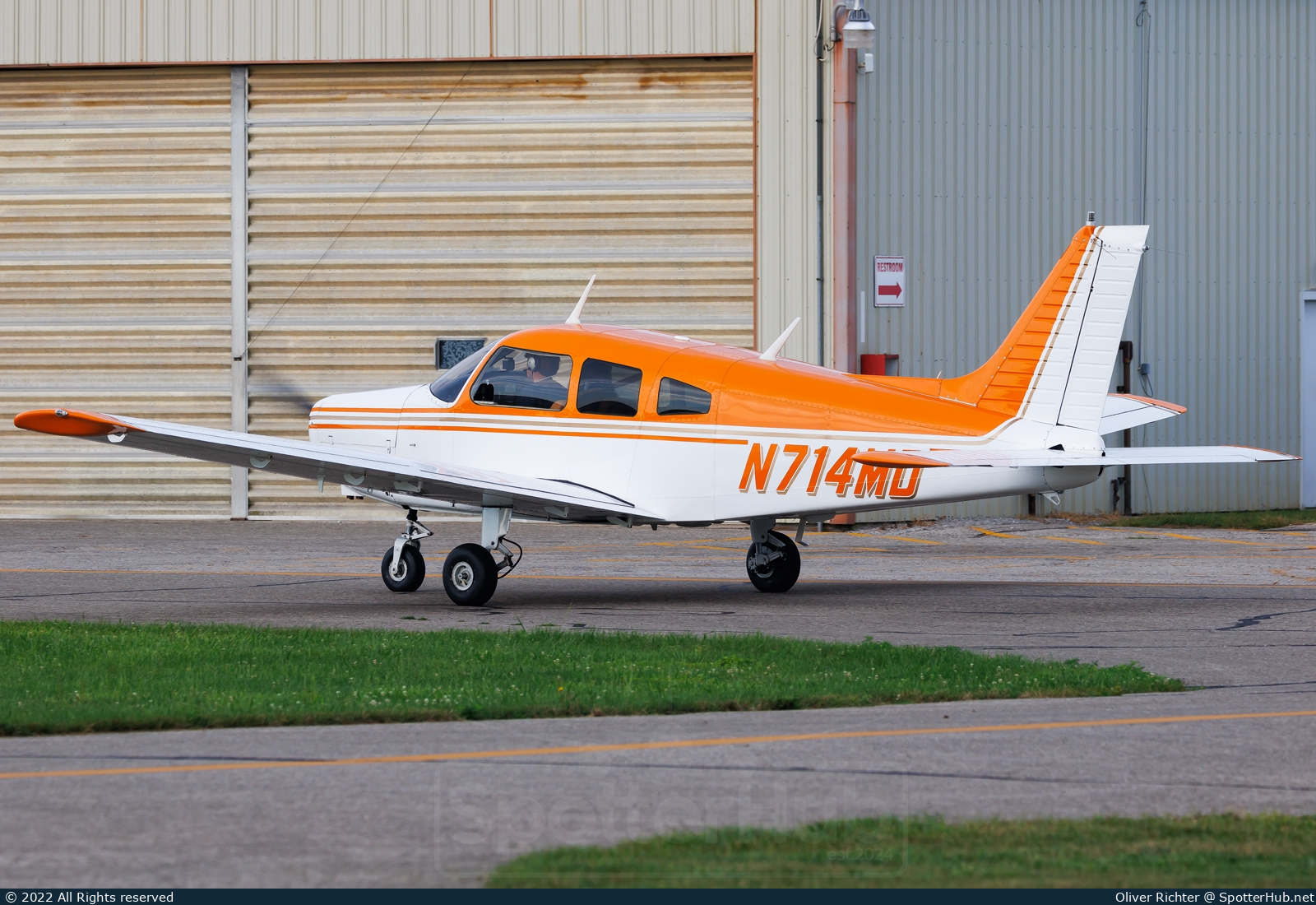 Photo of N714MD - Piper PA-28-151 Cherokee Warrior operated by Pittsburgh Pilot Training