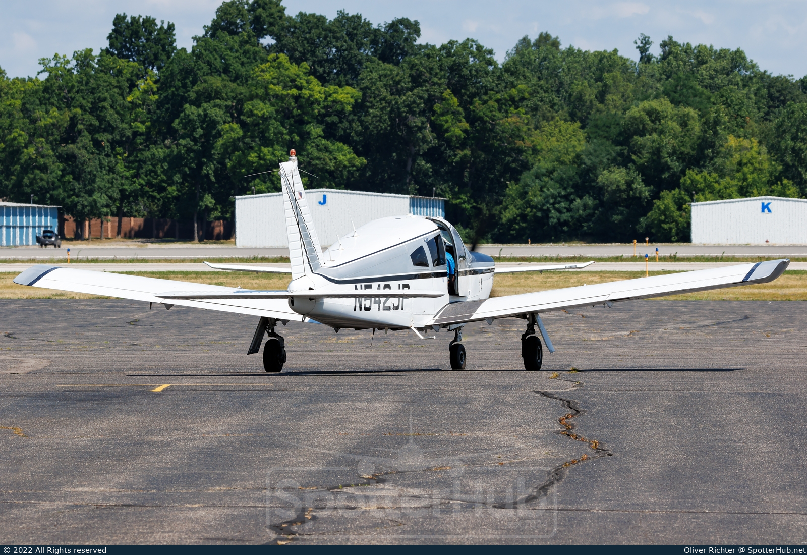 Photo of N542JP - Piper PA-28R-180 Cherokee Arrow operated by Private