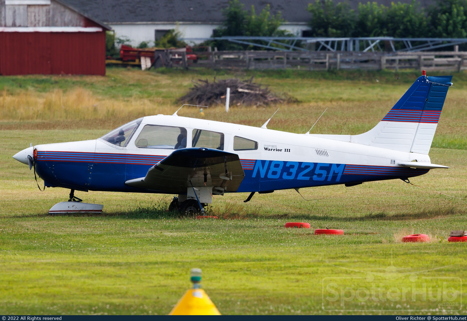 Photo of N8325M - Piper PA-28-161 Warrior III operated by Private