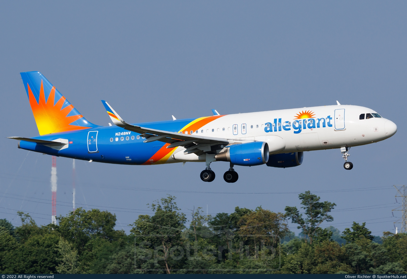 Photo of N248NV - Airbus A320-214 operated by Allegiant Air
