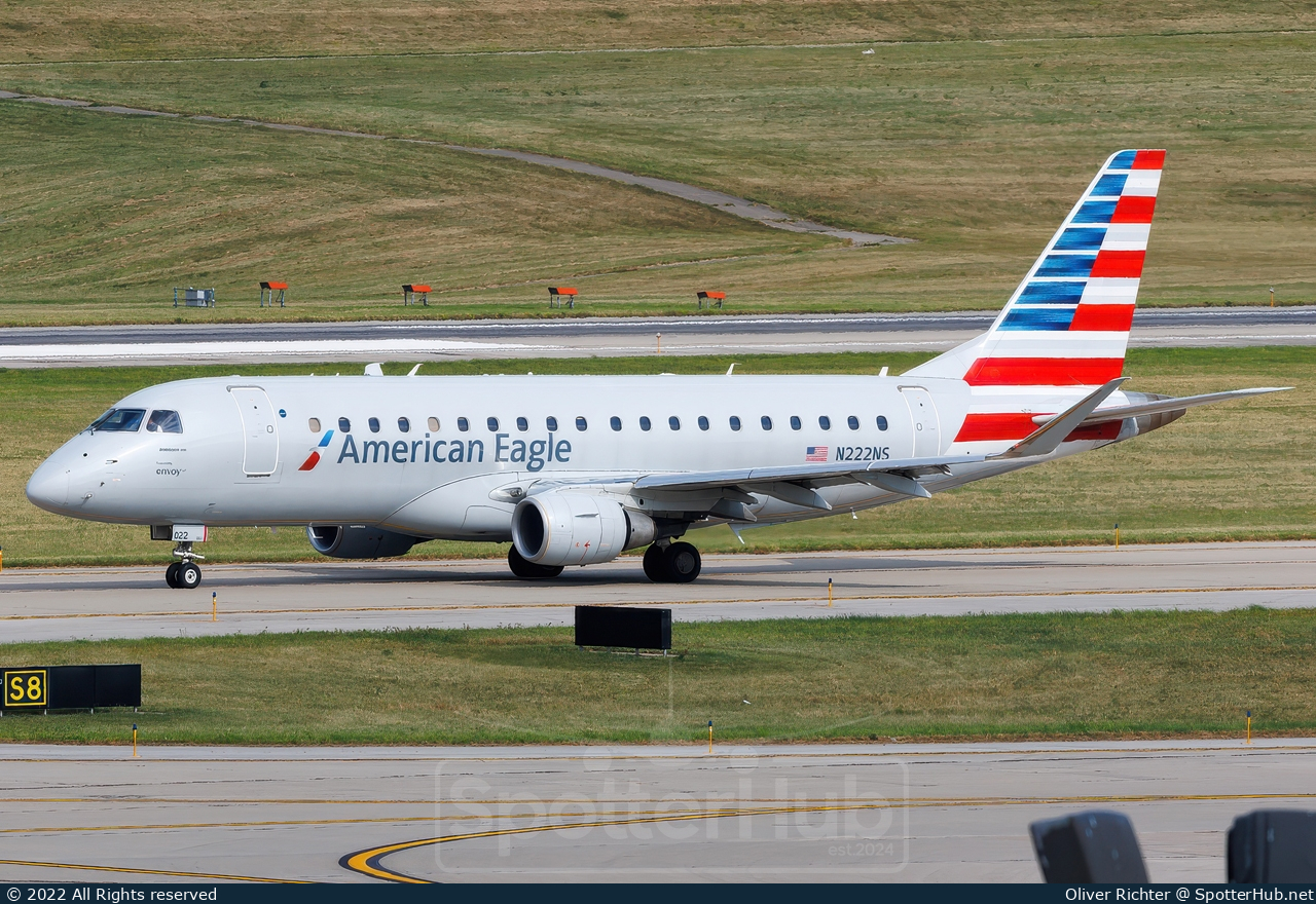 Photo of N222NS - Embraer ERJ-175LR operated by American Eagle (opb Envoy Air)