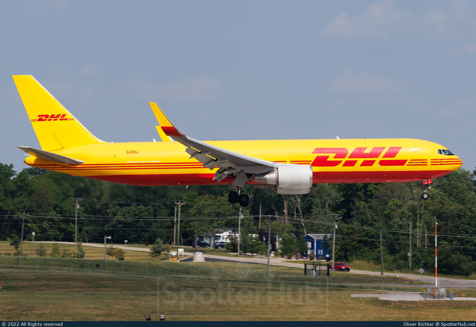 Photo of G-DHLL - Boeing 767-304(ER)(BDSF) operated by DHL Air