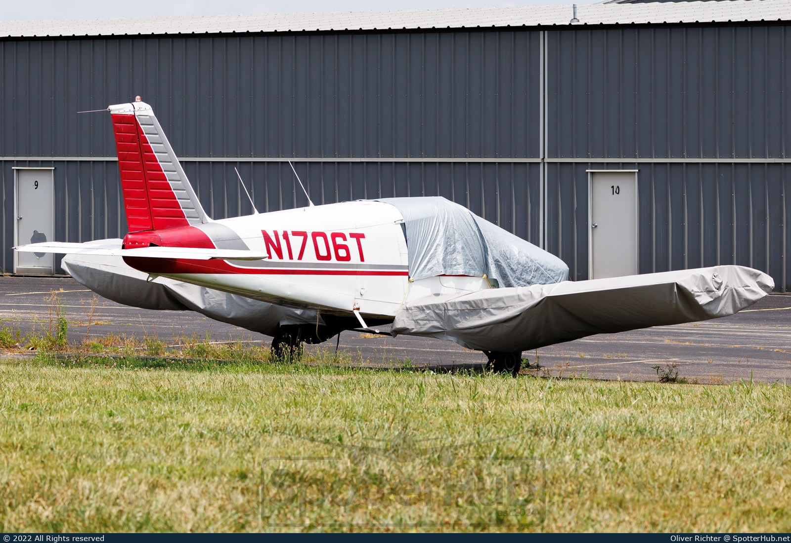 Photo of N1706T - Piper PA-28-140 Cherokee operated by Private
