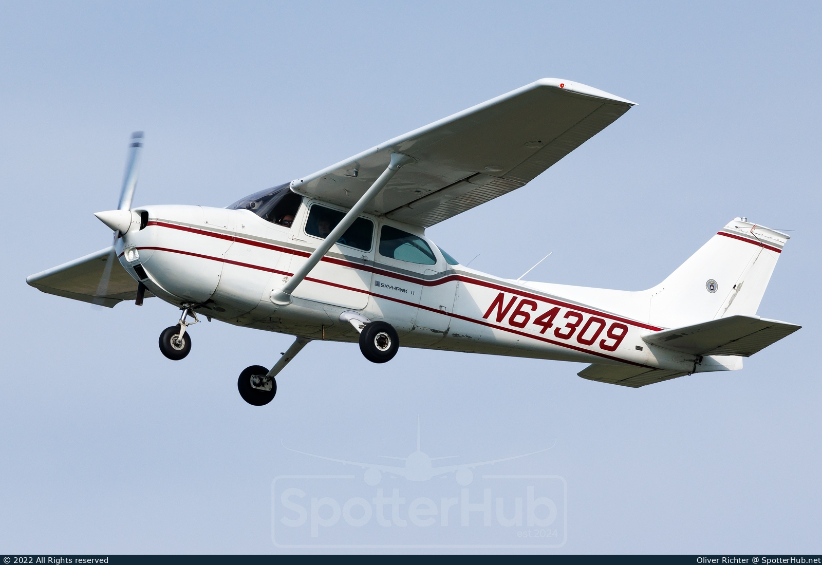 Photo of N64309 - Cessna 172M Skyhawk II operated by Private