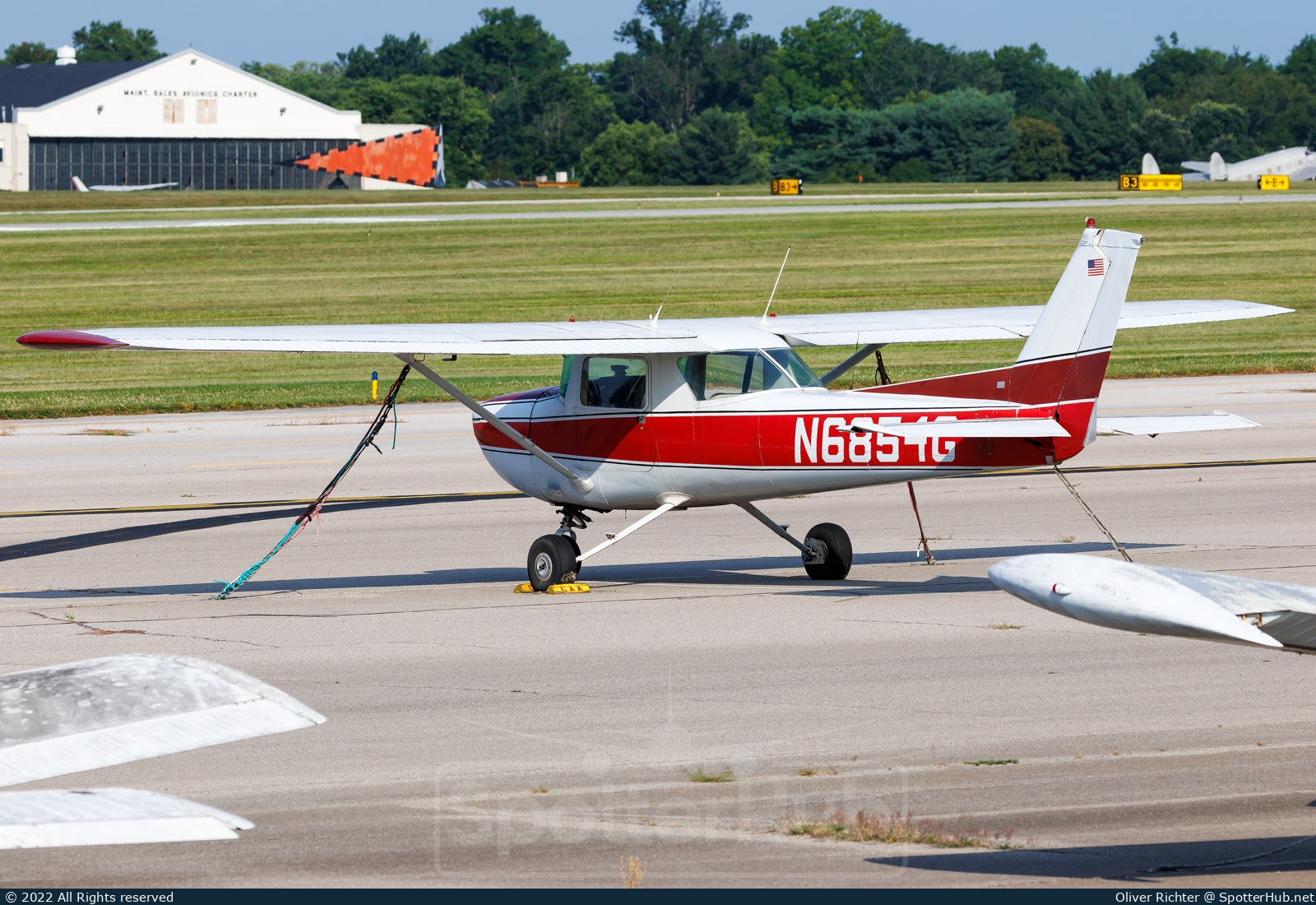 Photo of N6854G - Cessna 150L operated by Private