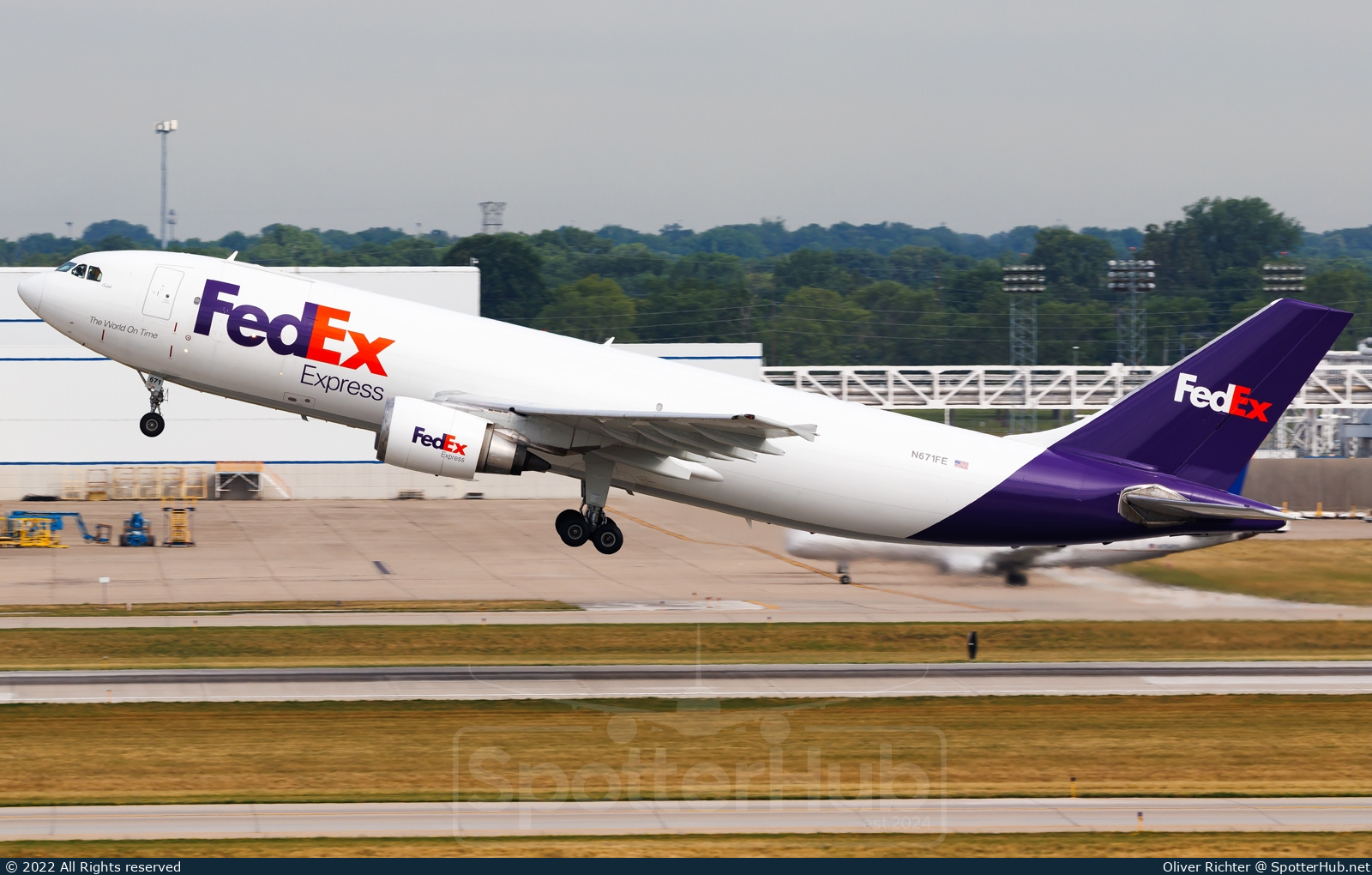 Photo of N671FE - Airbus A300F4-605R operated by FedEx