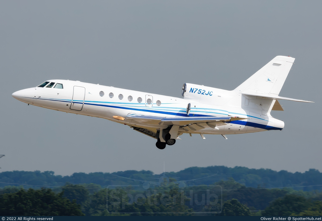 Photo of N752JC - Dassault Falcon 50 operated by Private