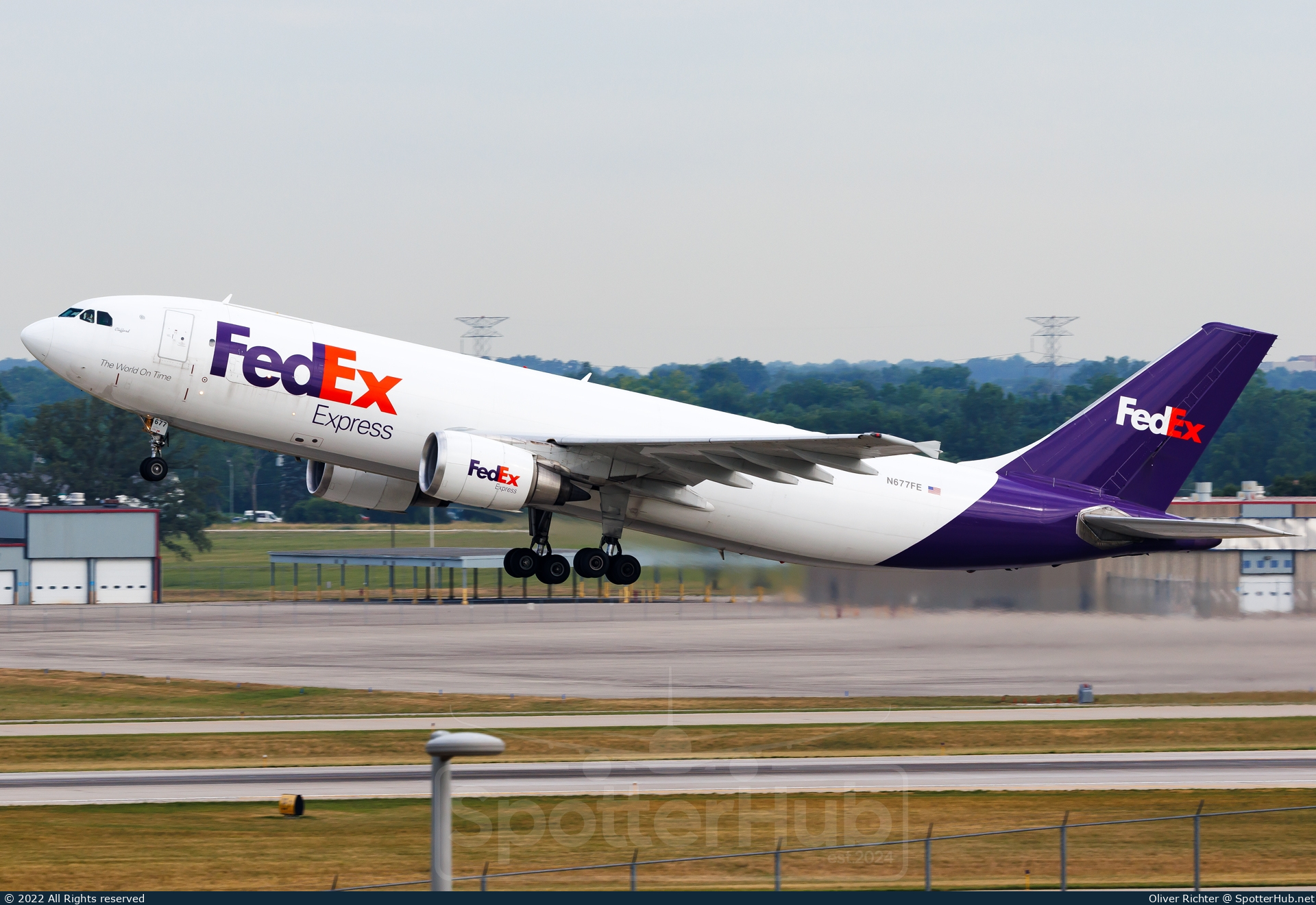 Photo of N677FE - Airbus A300F4-605R operated by FedEx