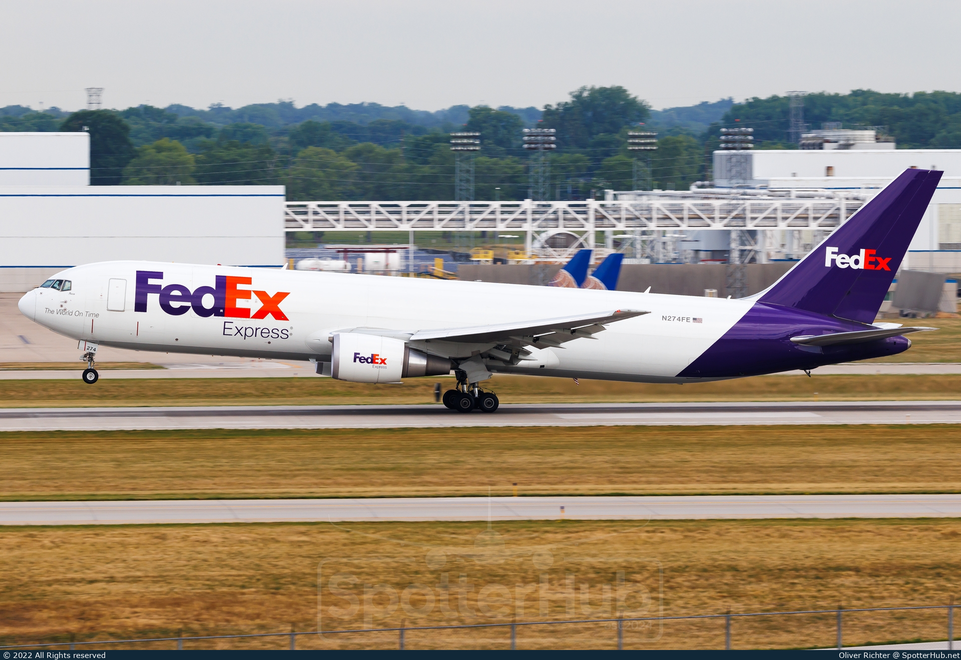 Photo of N274FE - Boeing 767-300F operated by FedEx