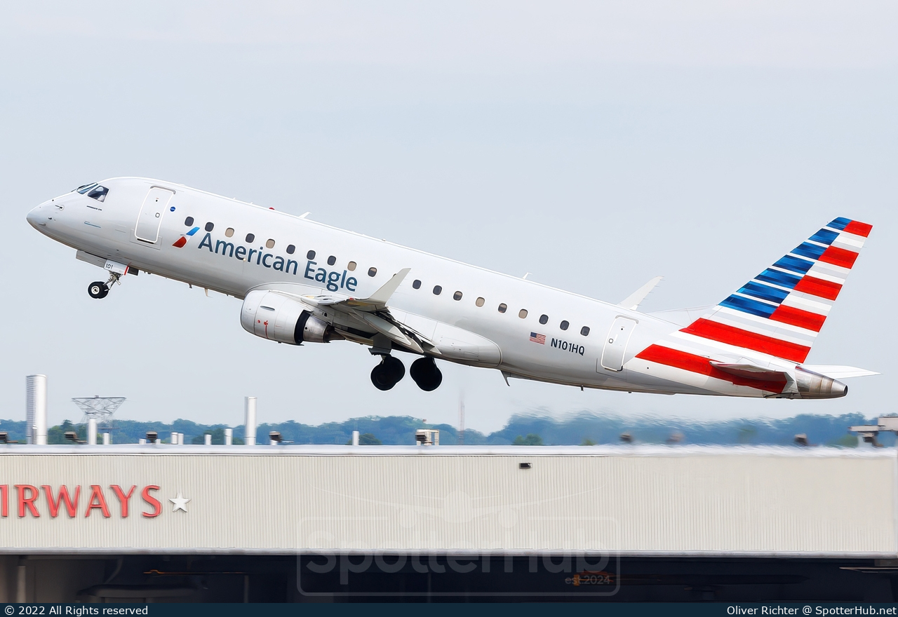 Photo of N101HQ - Embraer ERJ-175LR operated by American Eagle (opb Republic Airways)