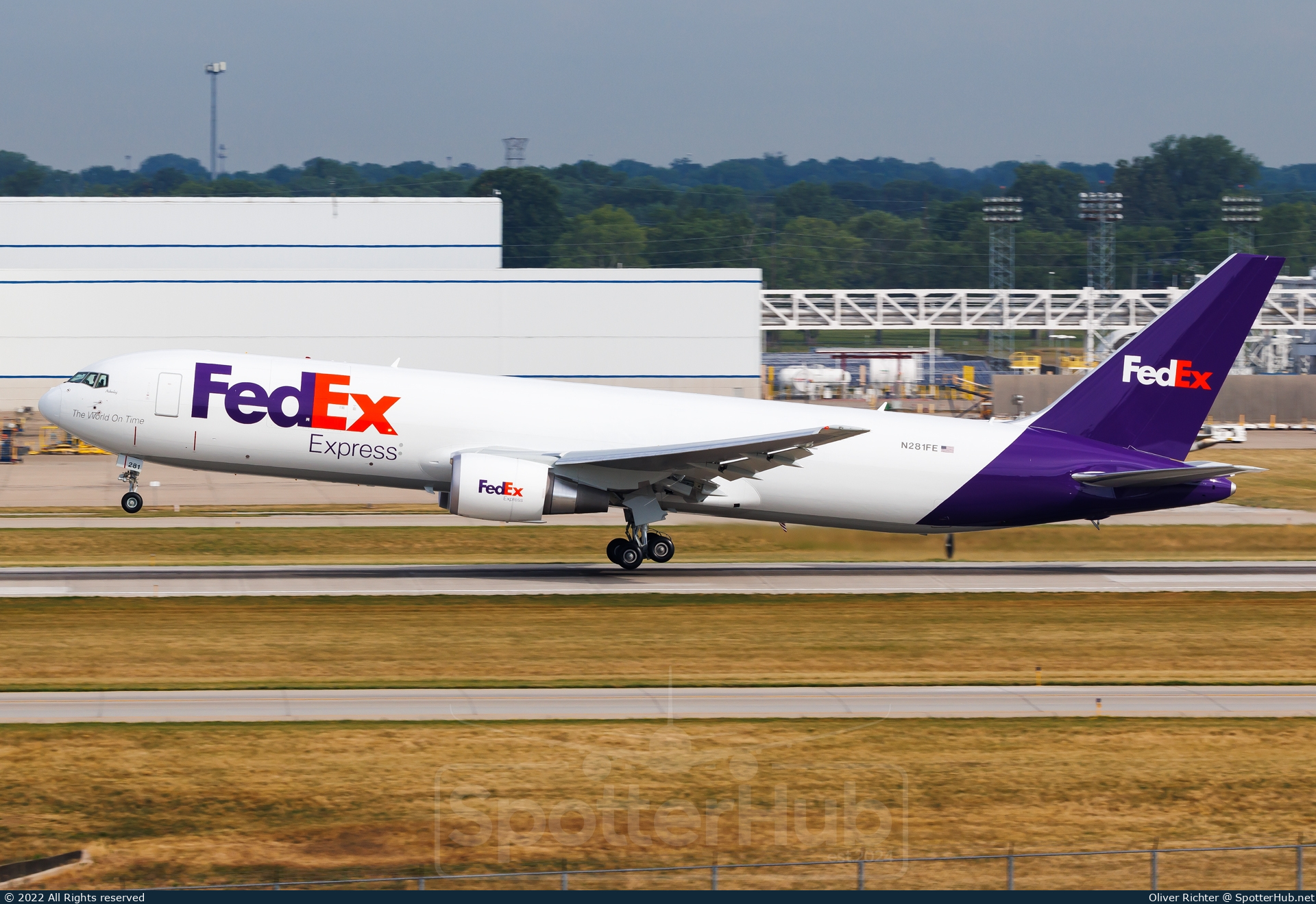Photo of N281FE - Boeing 767-300F operated by FedEx