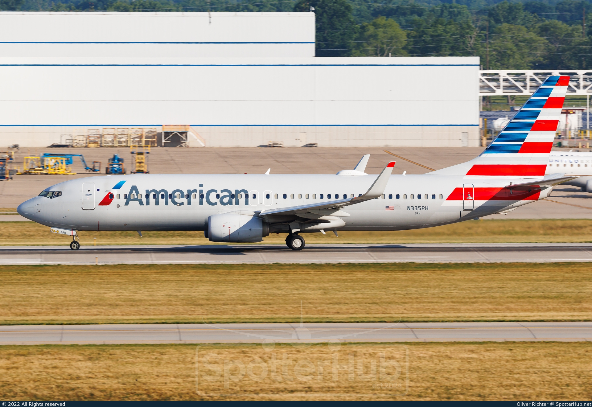 Photo of N335PH - Boeing 737-823 operated by American Airlines