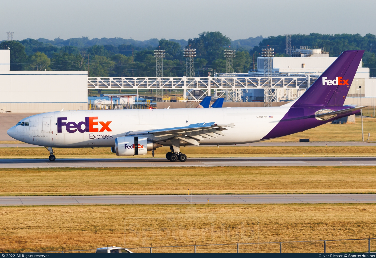 Photo of N652FE - Airbus A300F4-605R operated by FedEx