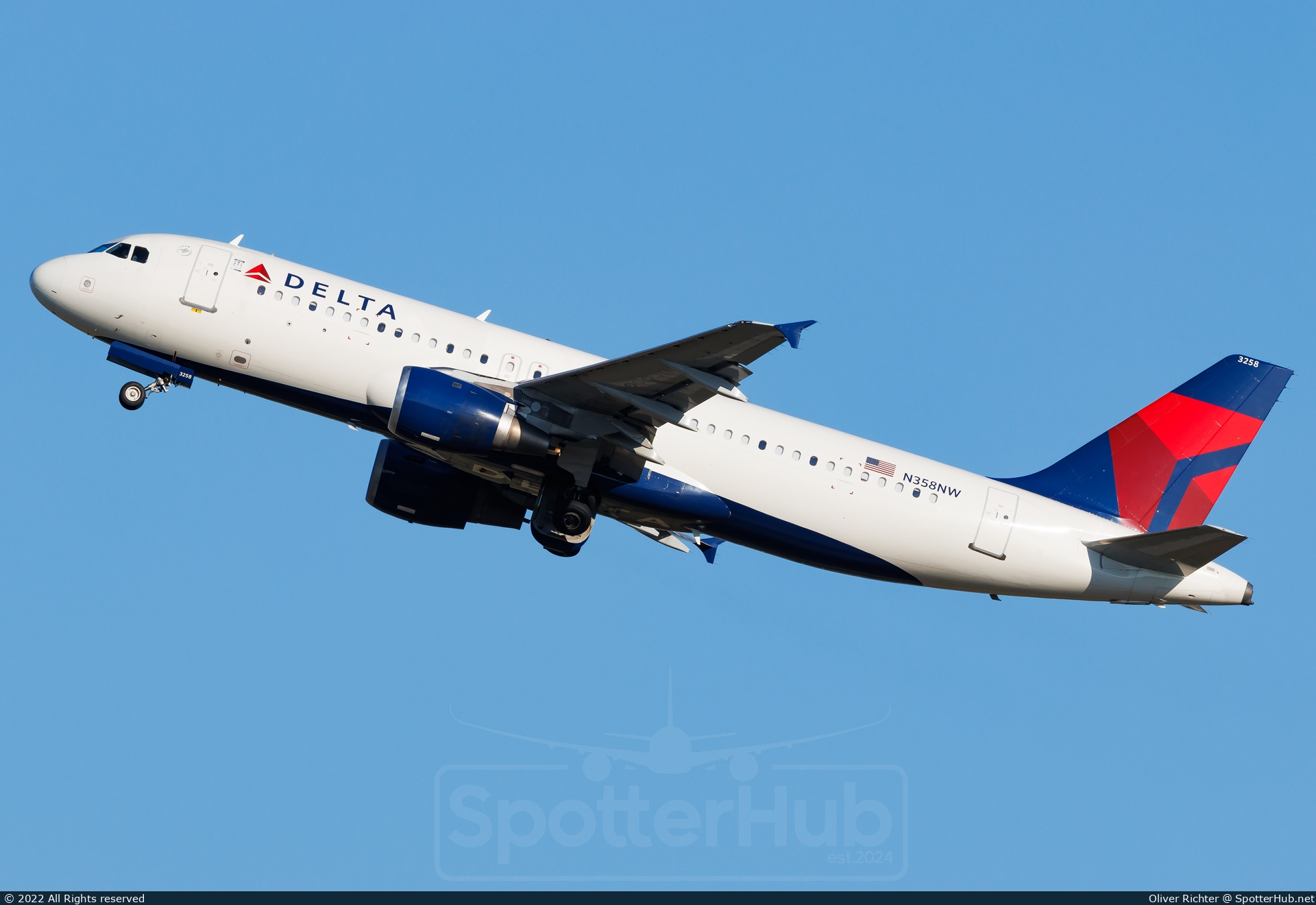 Photo of N358NW - Airbus A320-212 operated by Delta Air Lines