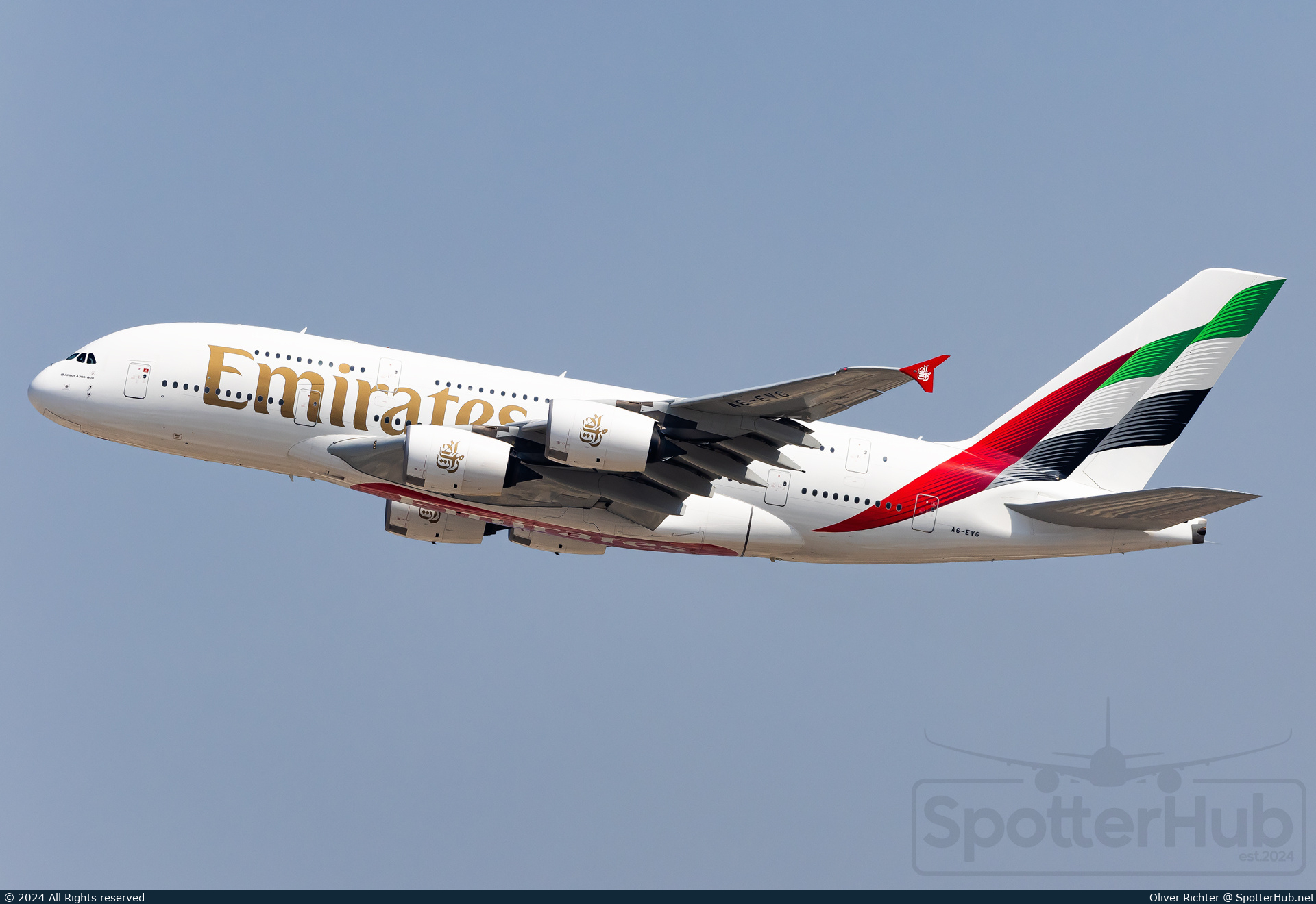 Photo of A6-EVG - Airbus A380-842 operated by Emirates