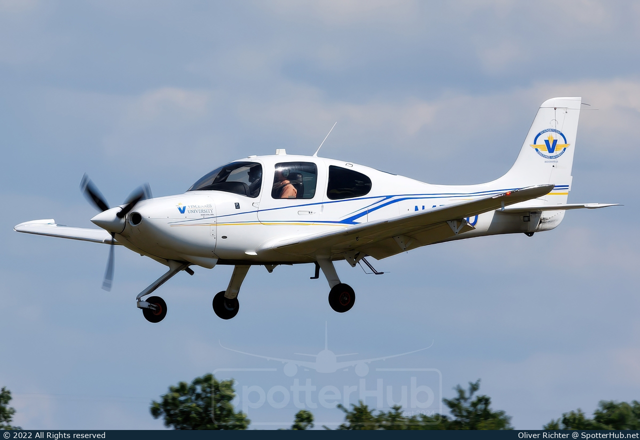 Photo of N47VU - Cirrus SR20 G6 operated by Vincennes University Indianapolis