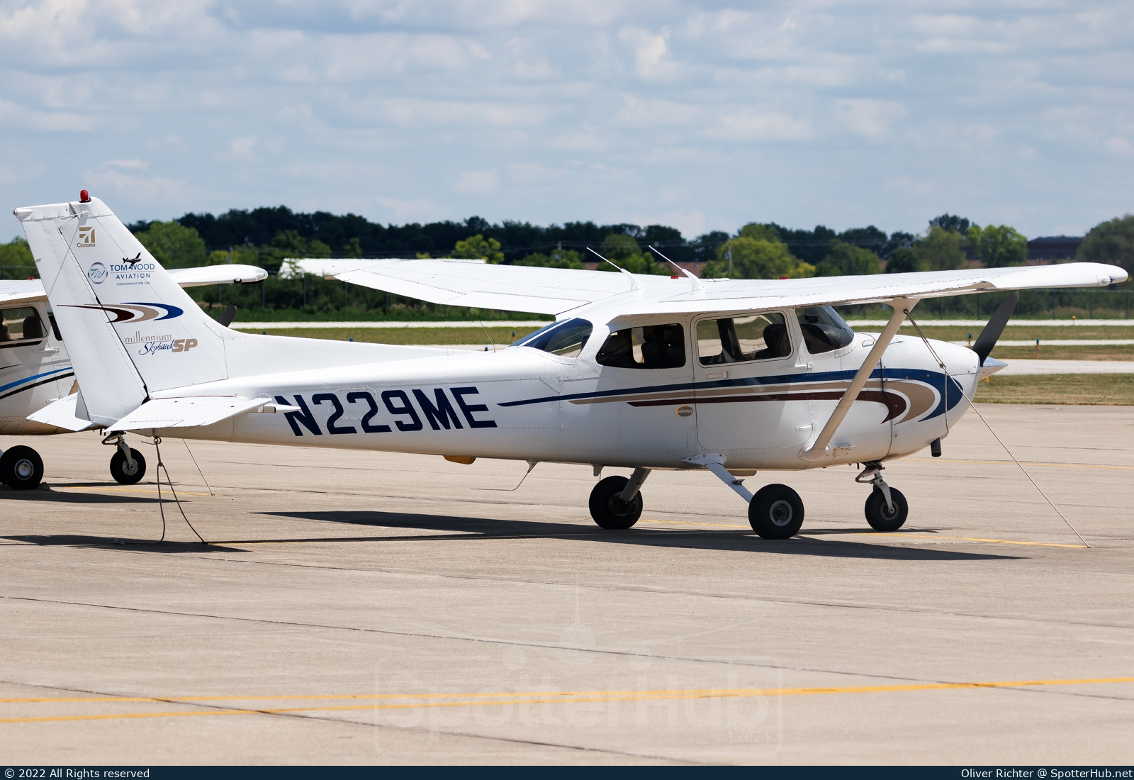 Photo of N229ME - Cessna 172S Skyhawk SP operated by Tom Wood Aviation
