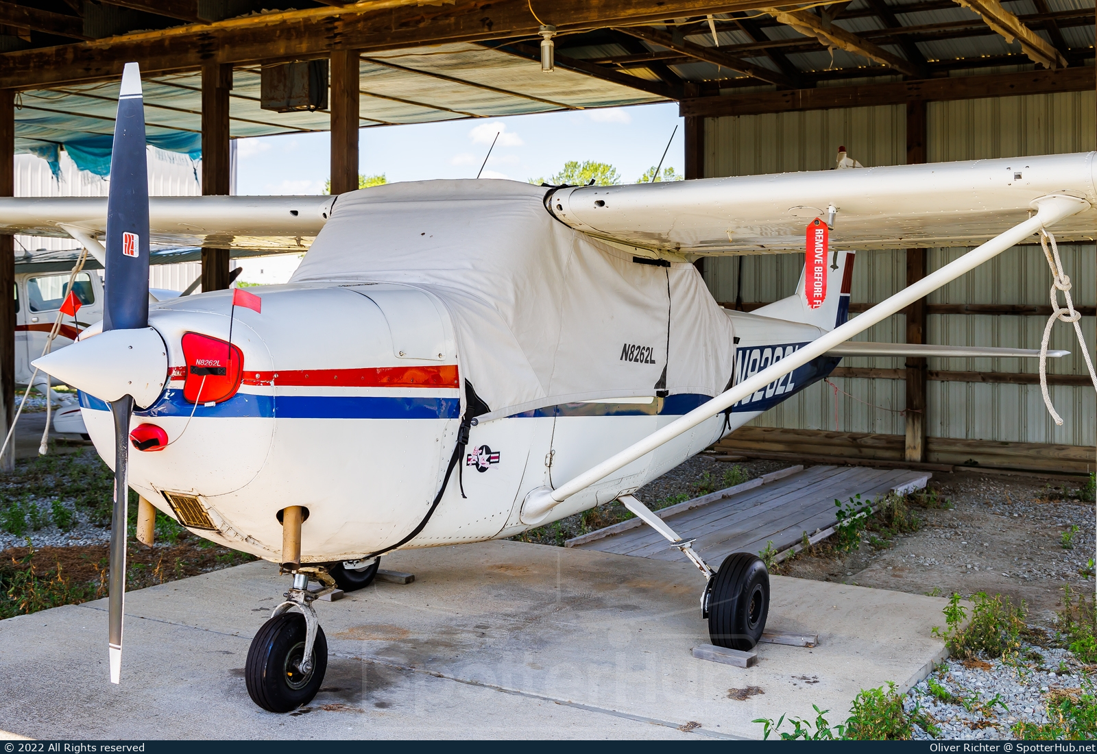 Photo of N8262L - Cessna 172H Skyhawk operated by Private