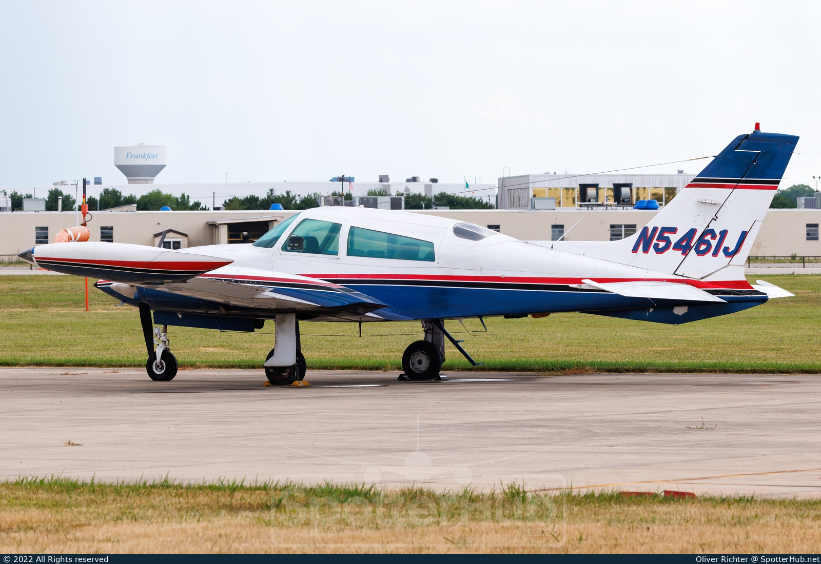 Photo of N5461J - Cessna 310R operated by Private