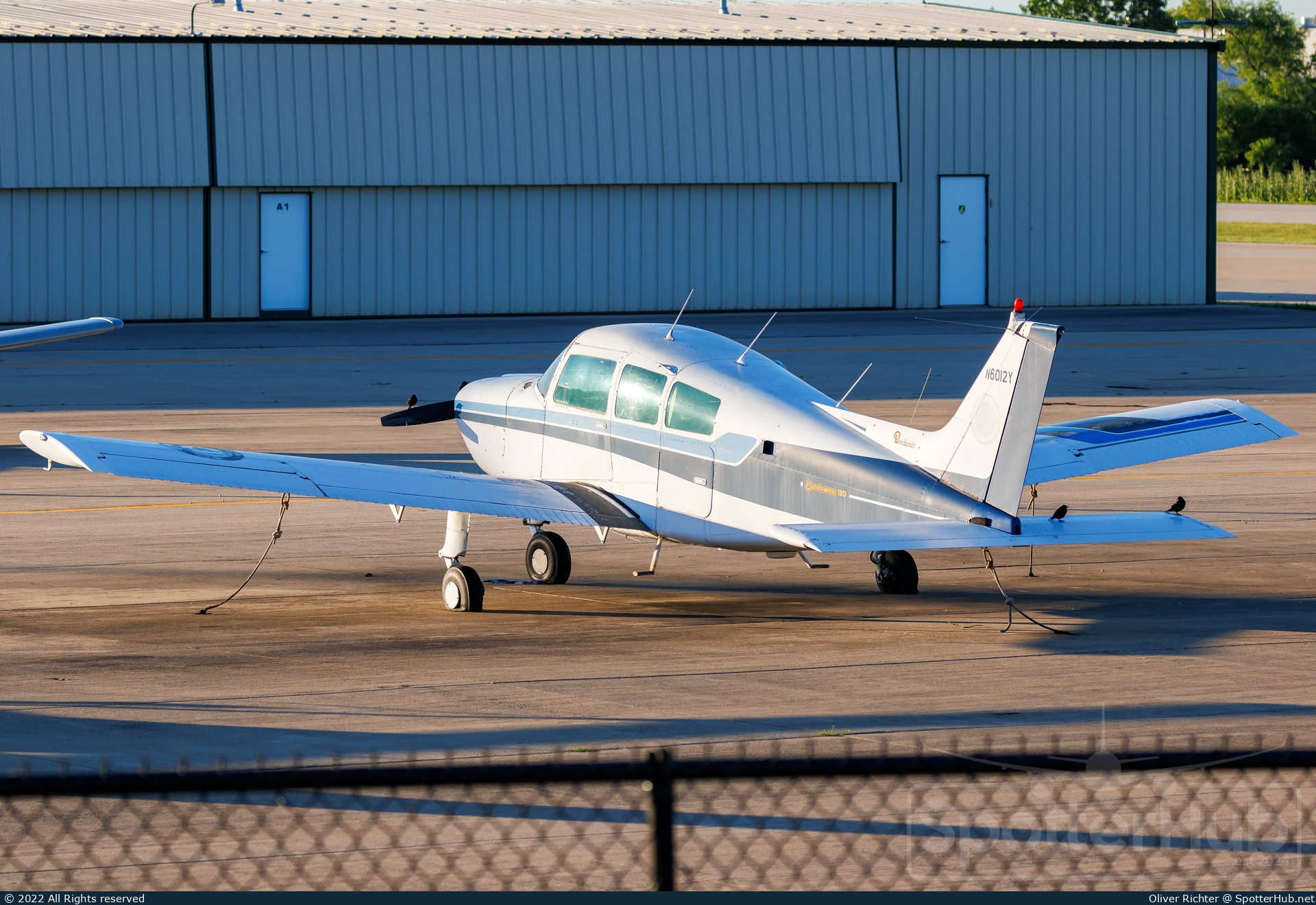 Photo of N6012Y - Beechcraft C23 Sundowner operated by Private