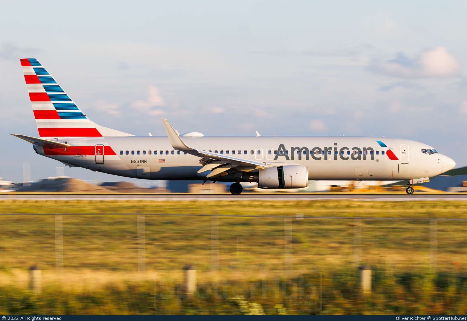 Photo of N831NN - Boeing 737-823 operated by American Airlines