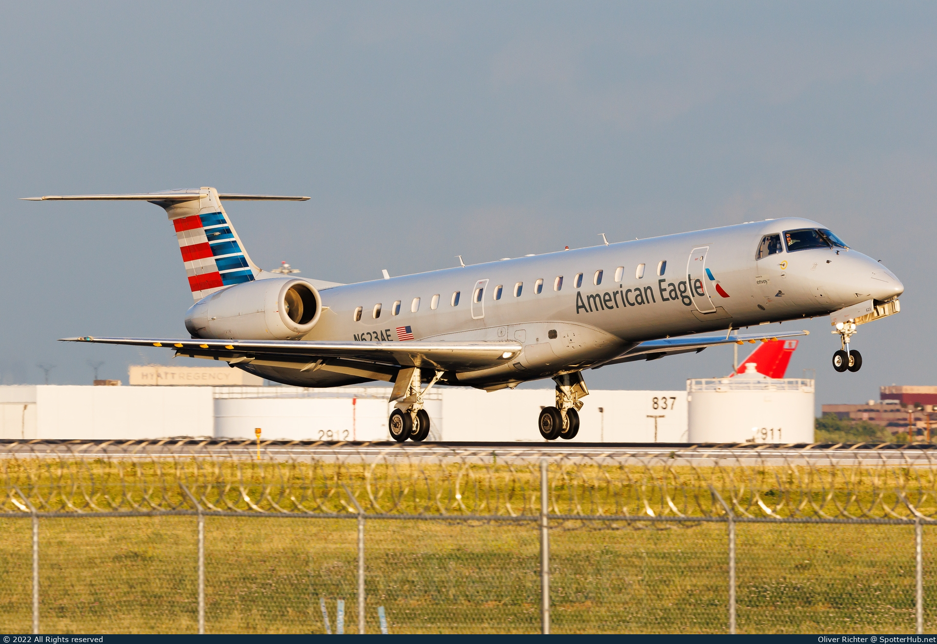Photo of N623AE - Embraer ERJ-145LR operated by American Eagle (opb Envoy Air)
