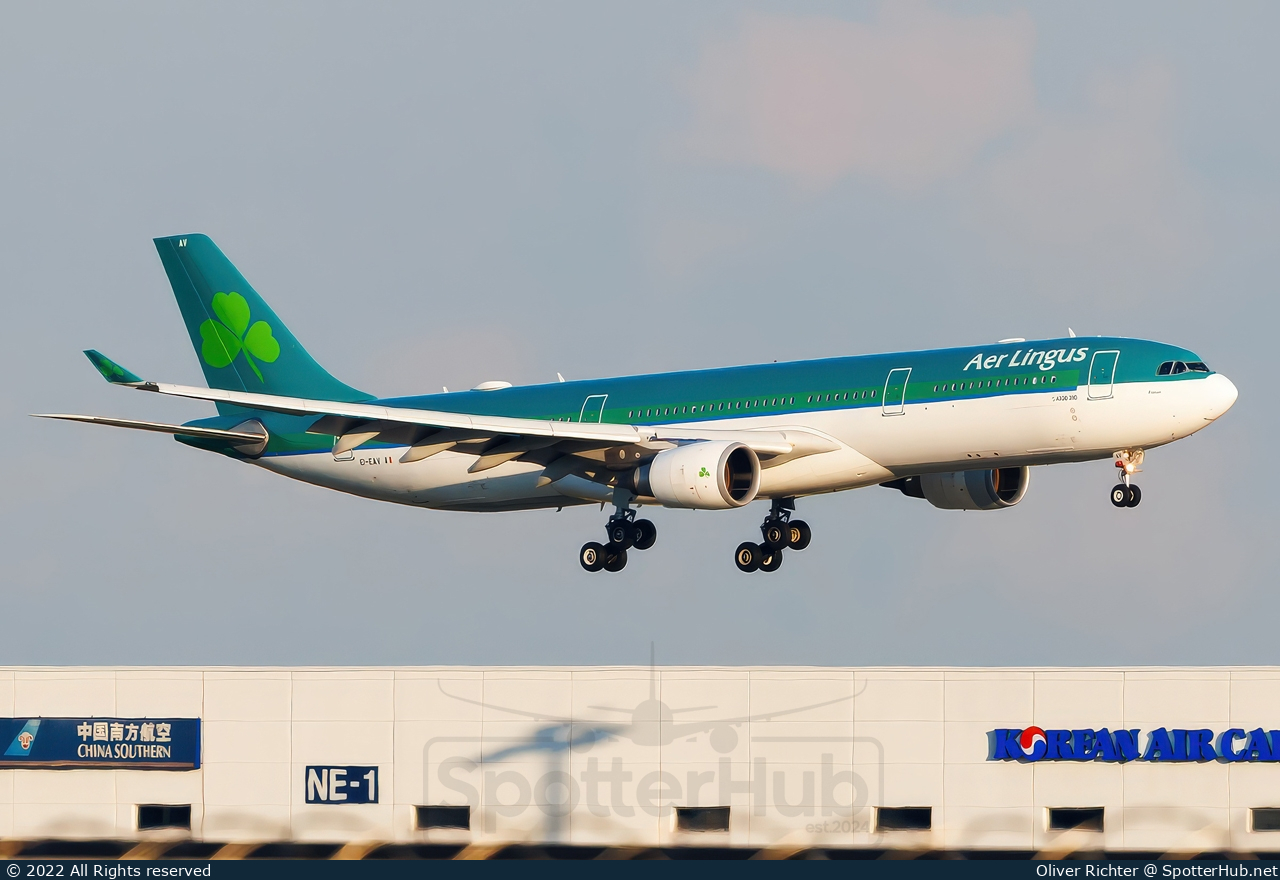 Photo of EI-EAV - Airbus A330-302 operated by Aer Lingus