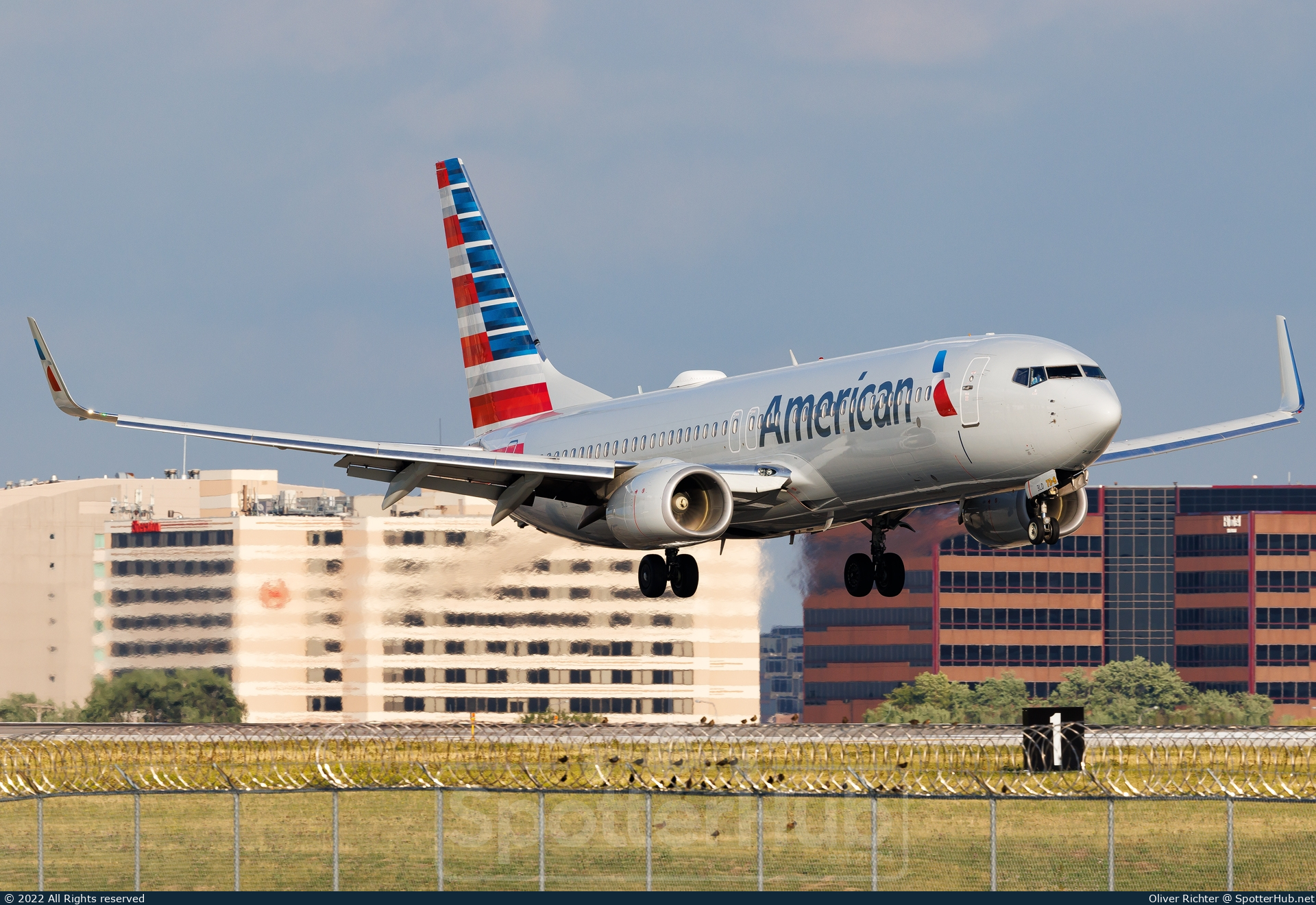 Photo of N940NN - Boeing 737-823 operated by American Airlines