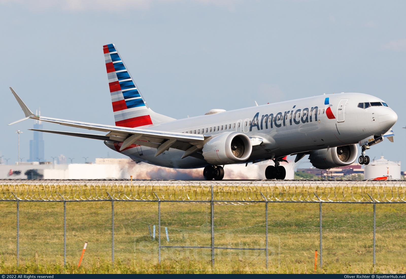 Photo of N334SM - Boeing 737 MAX 8 operated by American Airlines