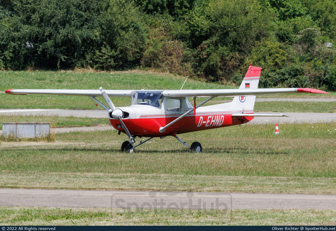 Photo of D-EHND - Reims-Cessna F152 operated by TFC Flight Training