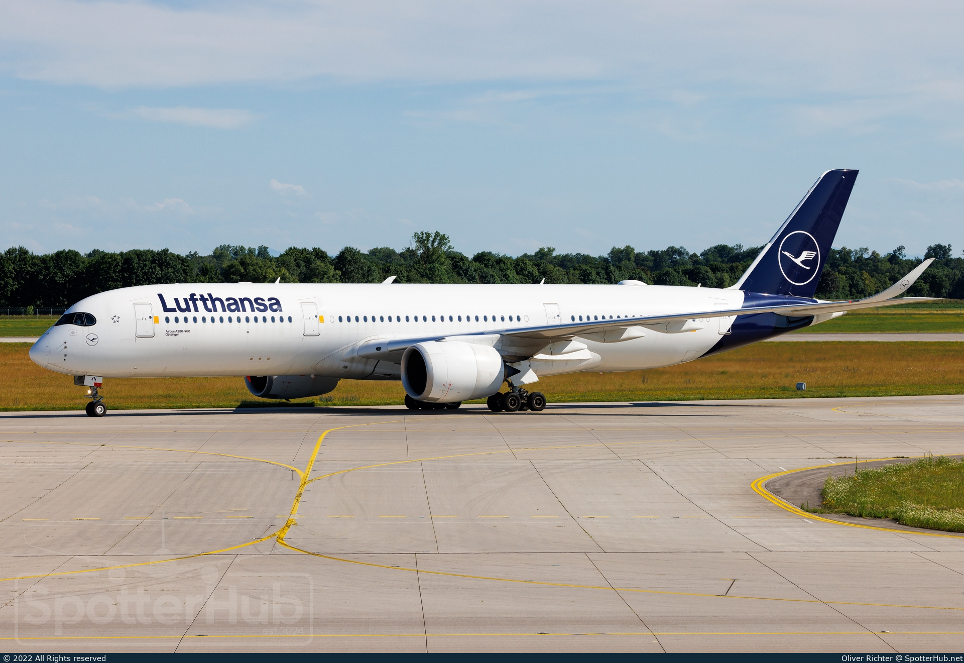 Photo of D-AIXN - Airbus A350-941 operated by Lufthansa