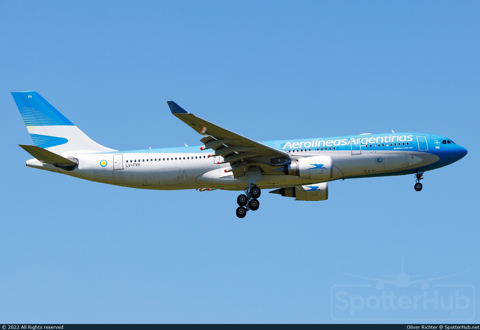 Photo of LV-FVH - Airbus A330-202 operated by Aerolíneas Argentinas