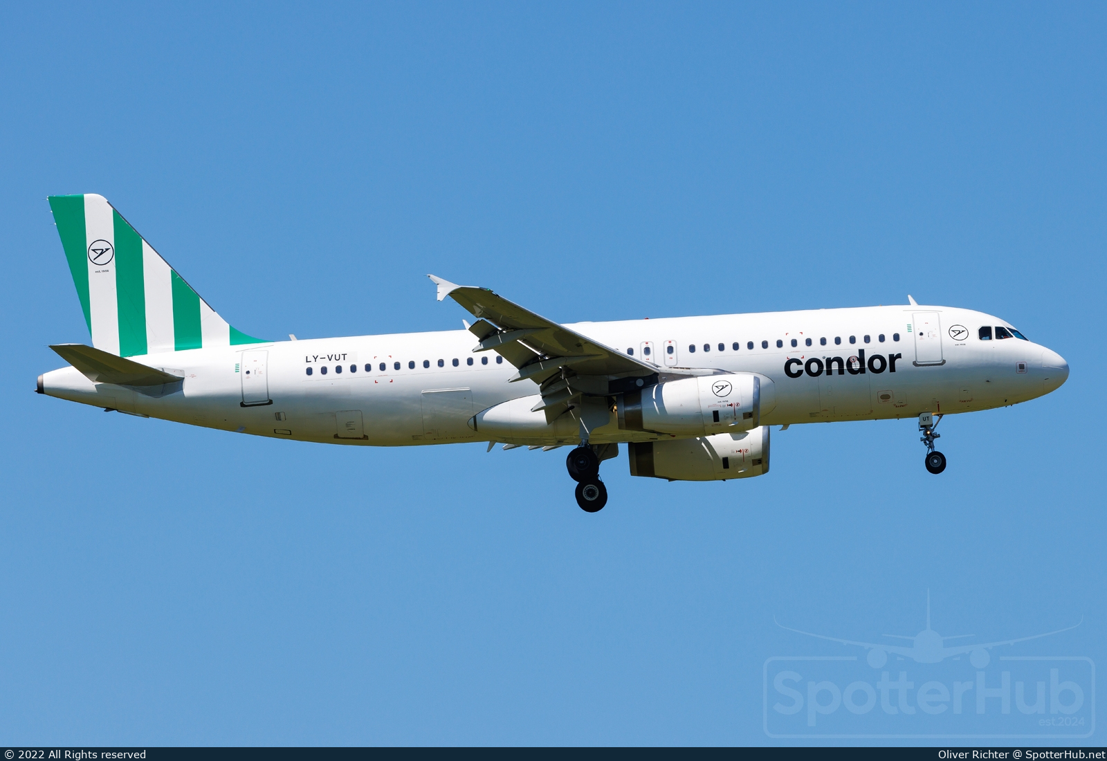 Photo of LY-VUT - Airbus A320-232 operated by Condor (opb Heston Airlines)