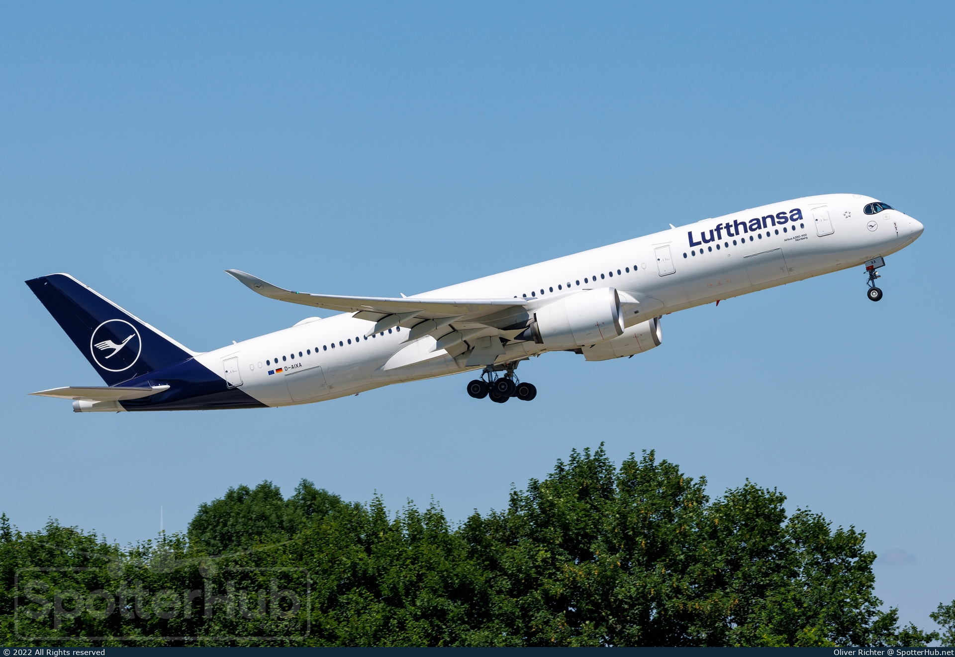 Photo of D-AIXA - Airbus A350-941 operated by Lufthansa