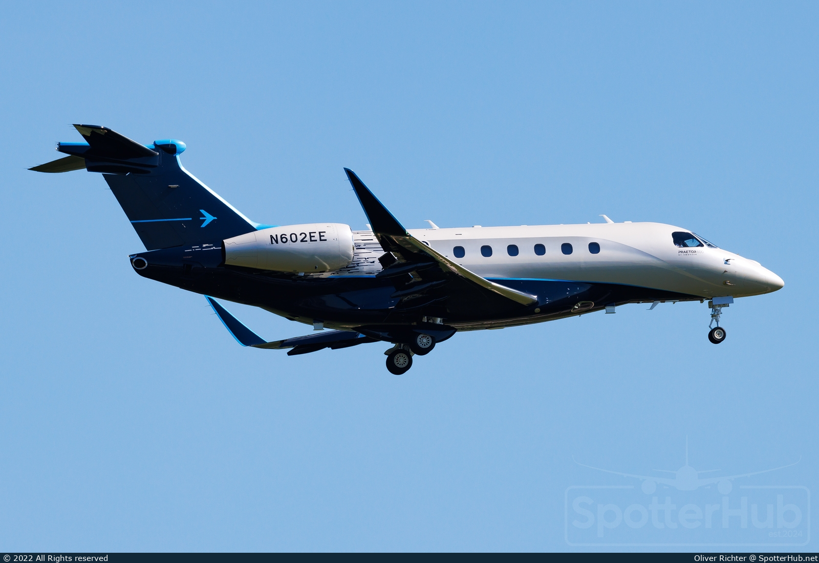 Photo of N602EE - Embraer Praetor 600 operated by Aviation Advisor
