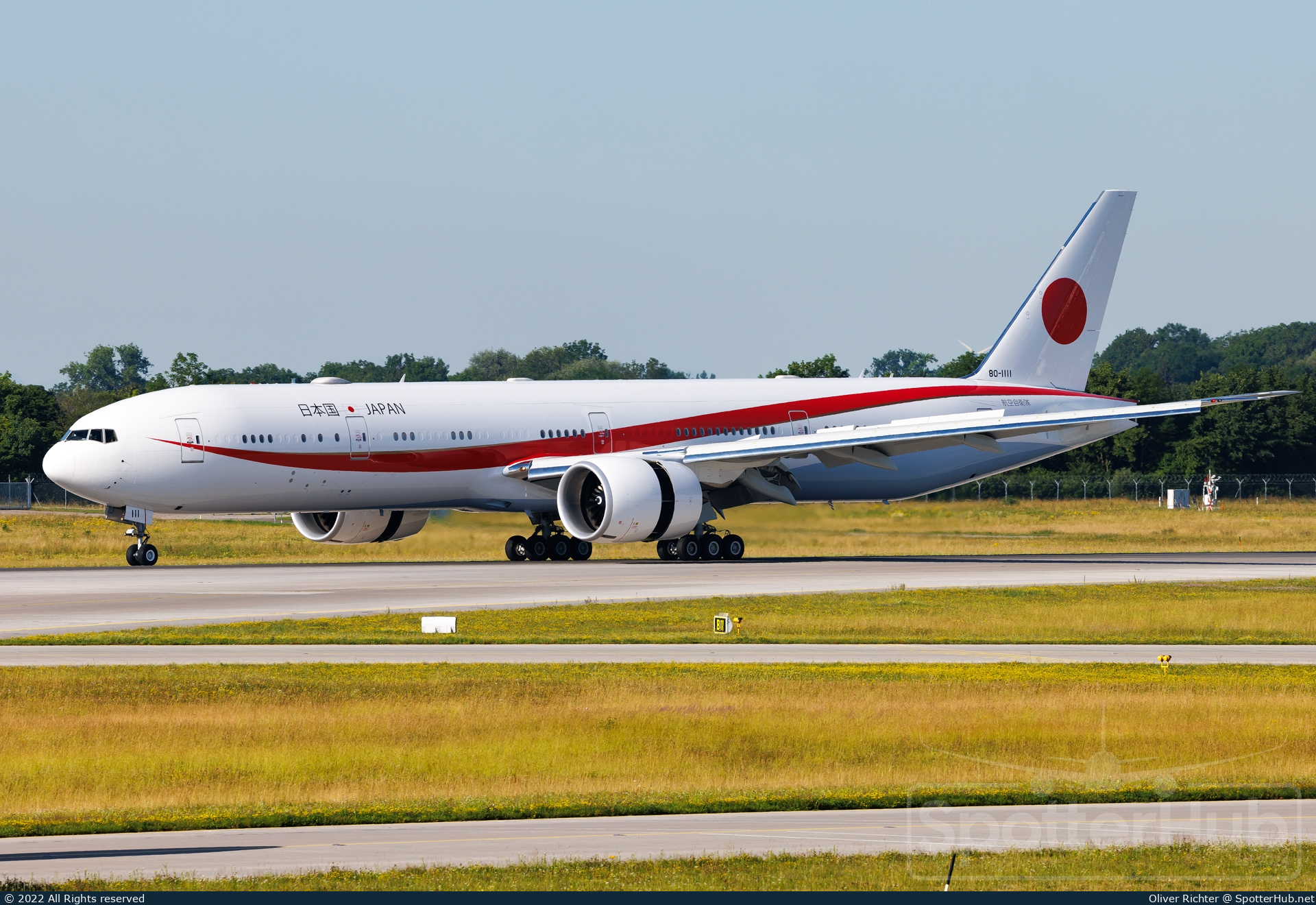 Photo of 80-1111 - Boeing 777-3SB(ER) operated by Japan Air Self-Defense Force